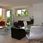 Zen Lägenhet *