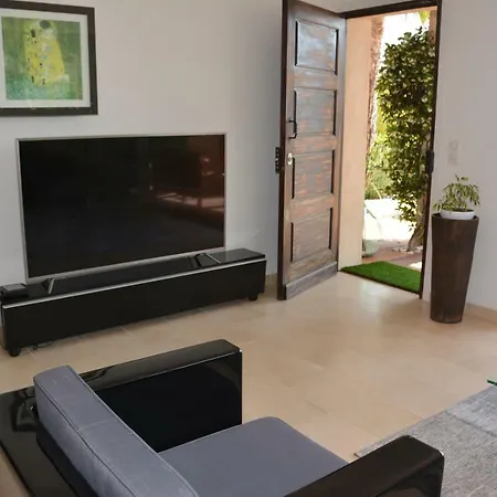 Zen Apartmán Saint-Laurent-du-Var